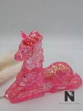 Lade das Bild in den Galerie-Viewer, Einhorn Lampe pink glitter - NISER DESIGN
